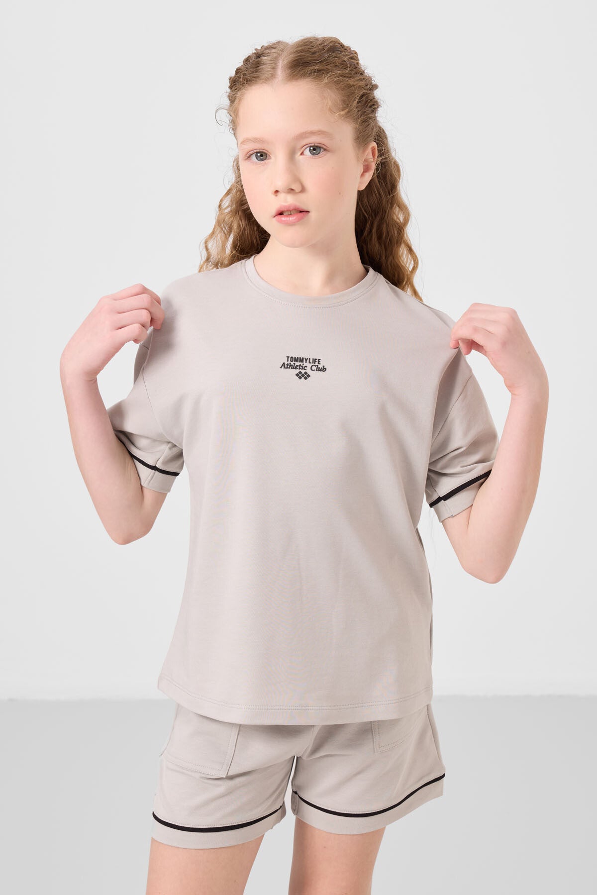 Image of Taş Pamuklu Yumuşak Dokulu Standart Fit Basic Kız Çocuk Şort Takım - 75183