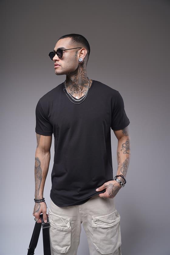 Image of Tricou bărbătesc cu decolteu în V, simplu, croială regulată