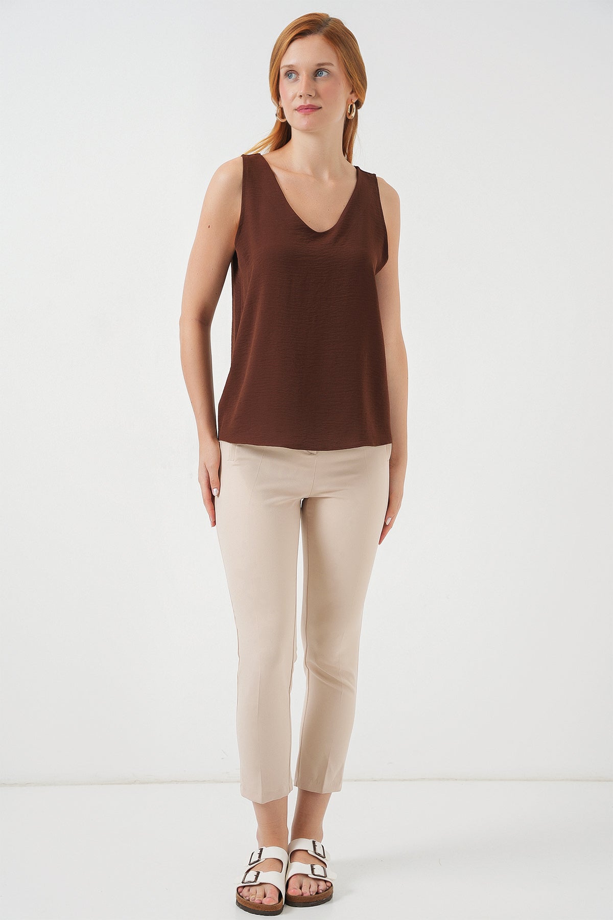 Image of V-Neck Sleeveless Blouse 950 - Brown