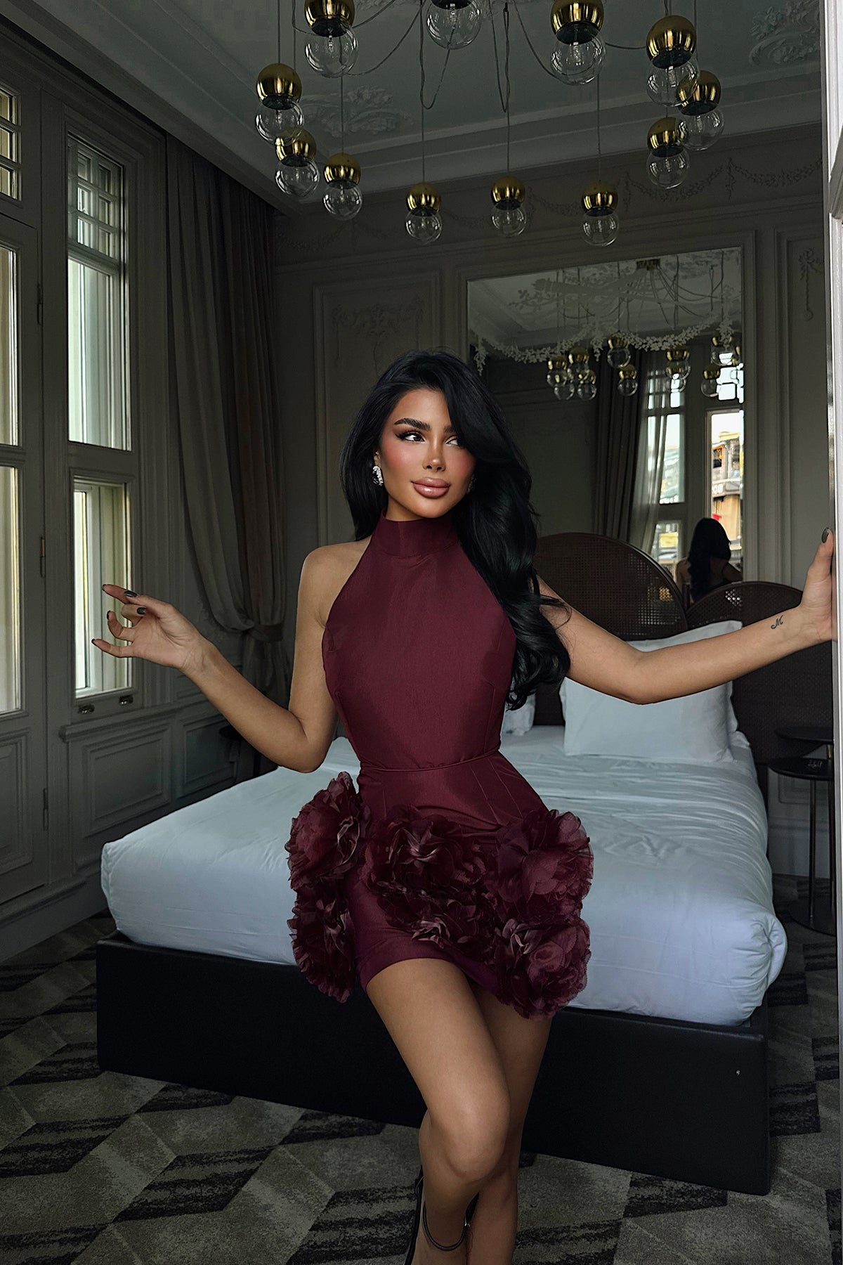 Image of Vişne Freyya Etek Ucu Gül Detaylı Mini Elbise ATE-3624